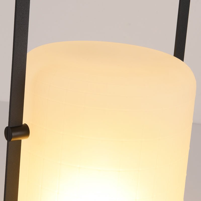 Twilight Sculpted Solar Lantern Lamp