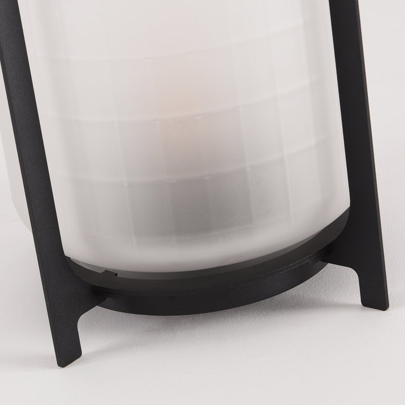 Twilight Sculpted Solar Lantern Lamp