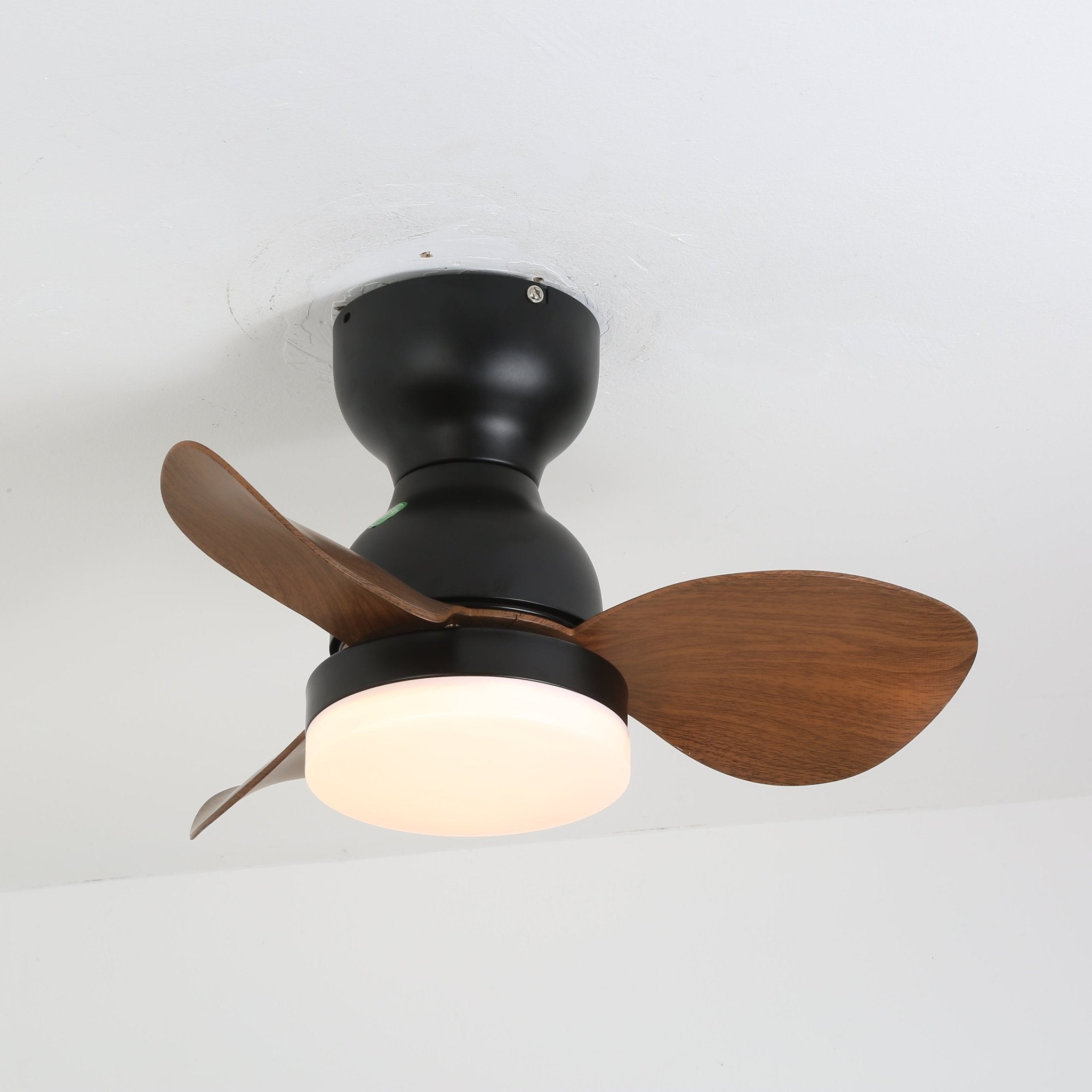 Aeroleaf Minimalist Leaf Blade Ceiling Light