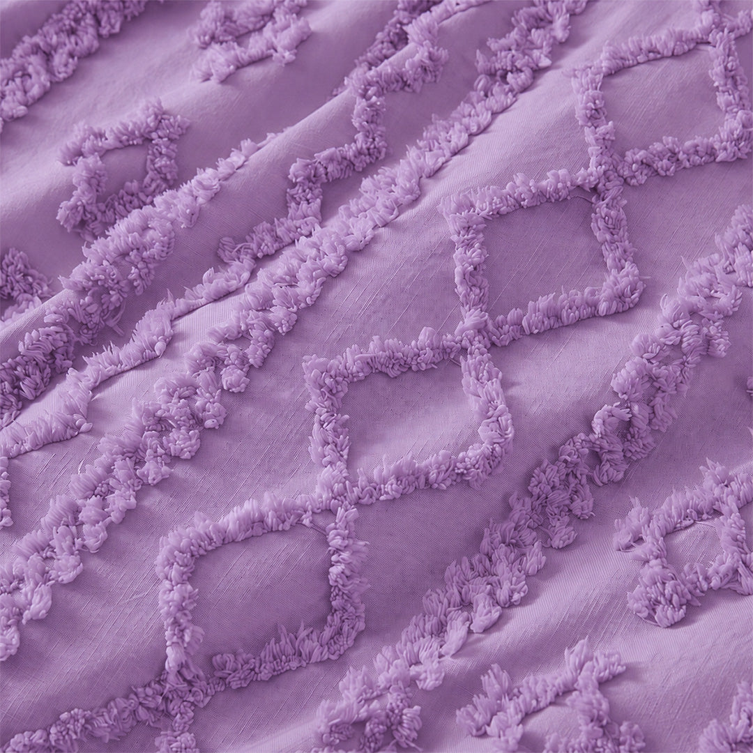 Tufted comforter detail, Purple