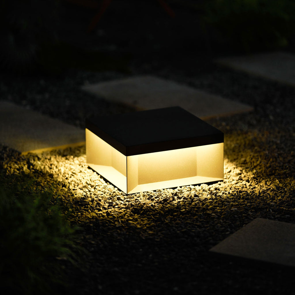 Obsidian Box Post Light
