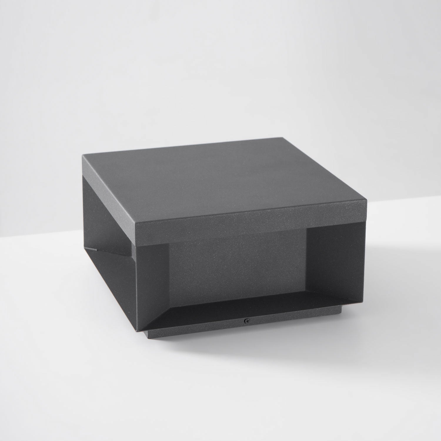 Obsidian Box Post Light