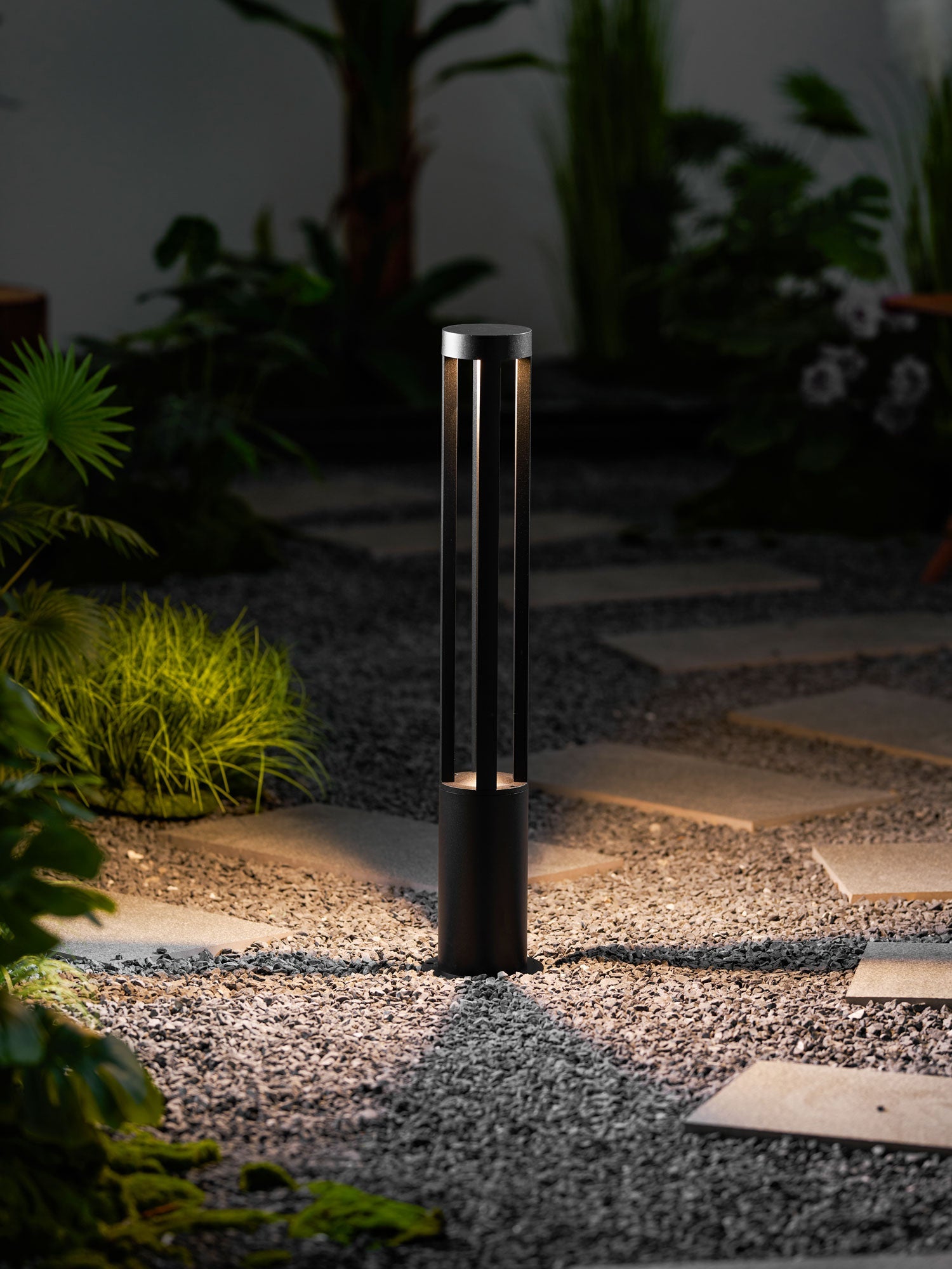 Vanta Cylindrical Path Light