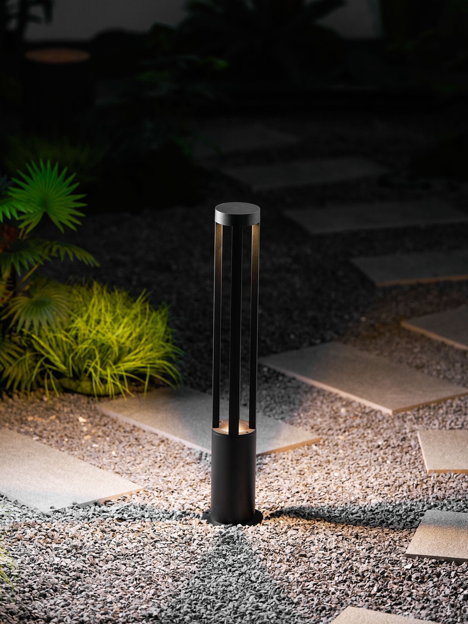 Vanta Cylindrical Path Light