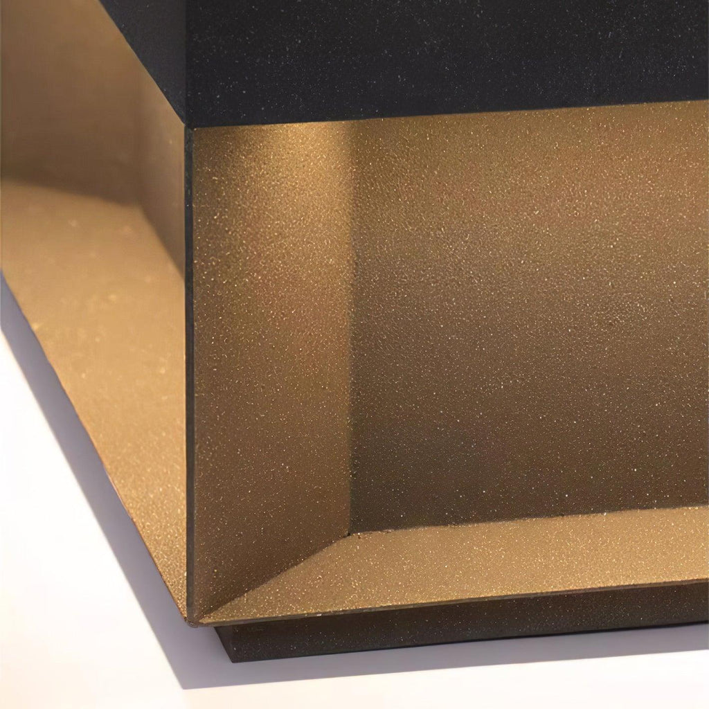 Obsidian Box Post Light