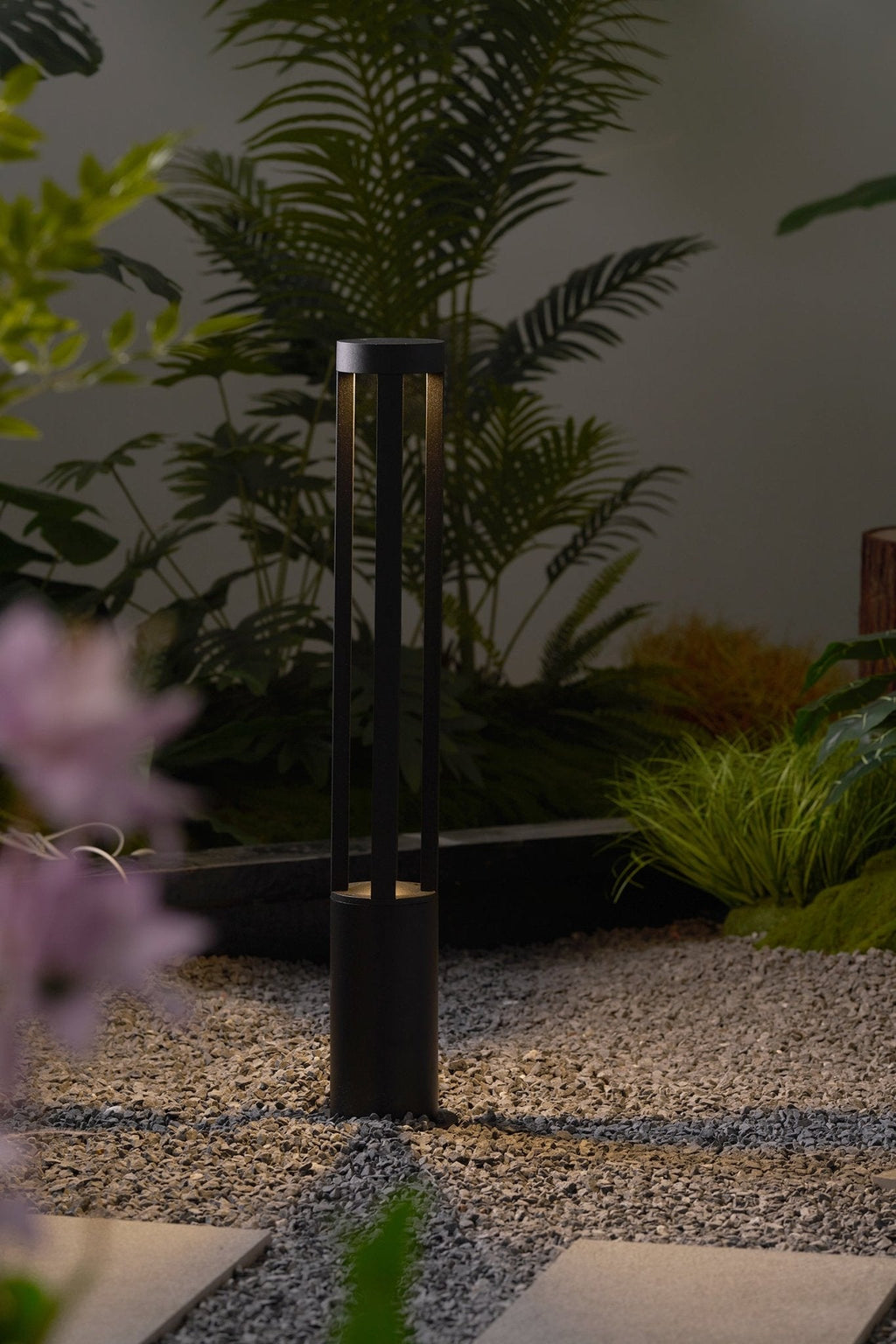 Vanta Cylindrical Path Light