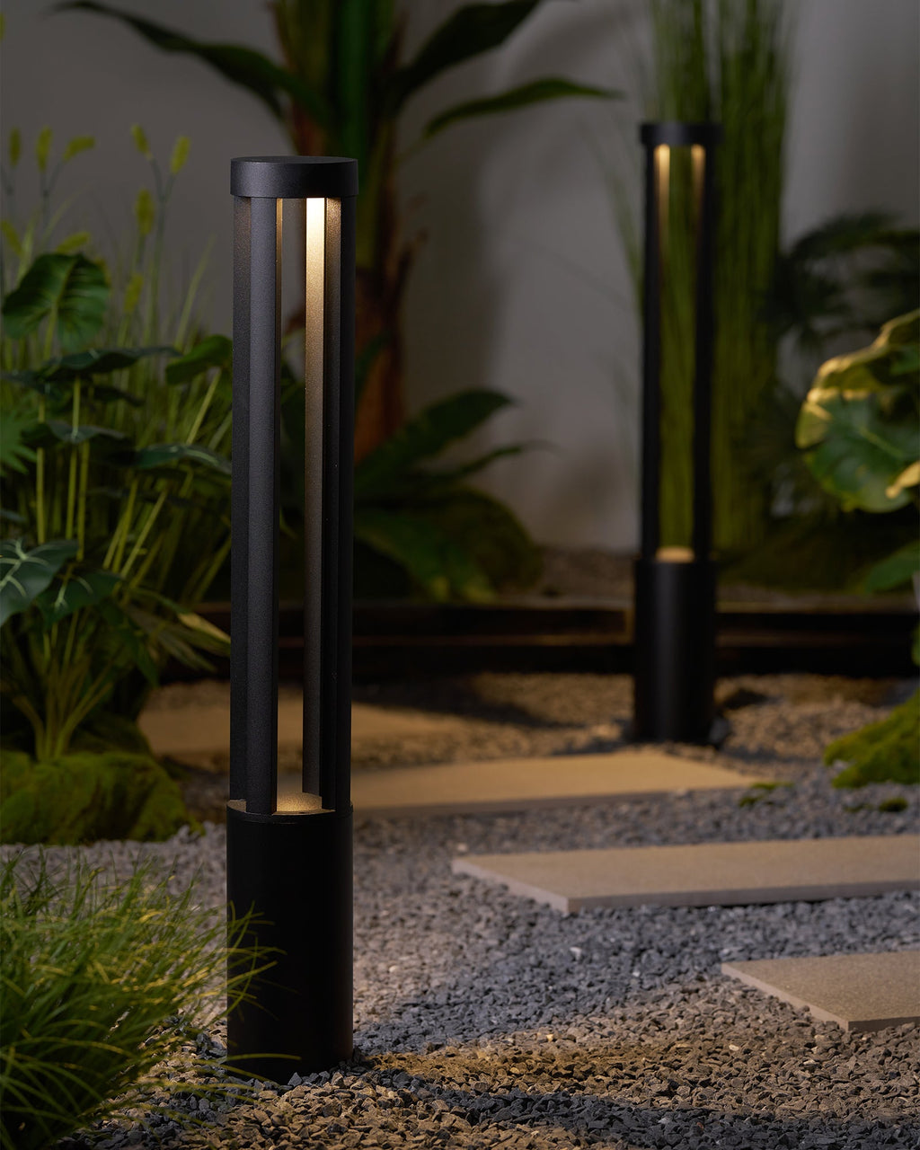 Vanta Cylindrical Path Light
