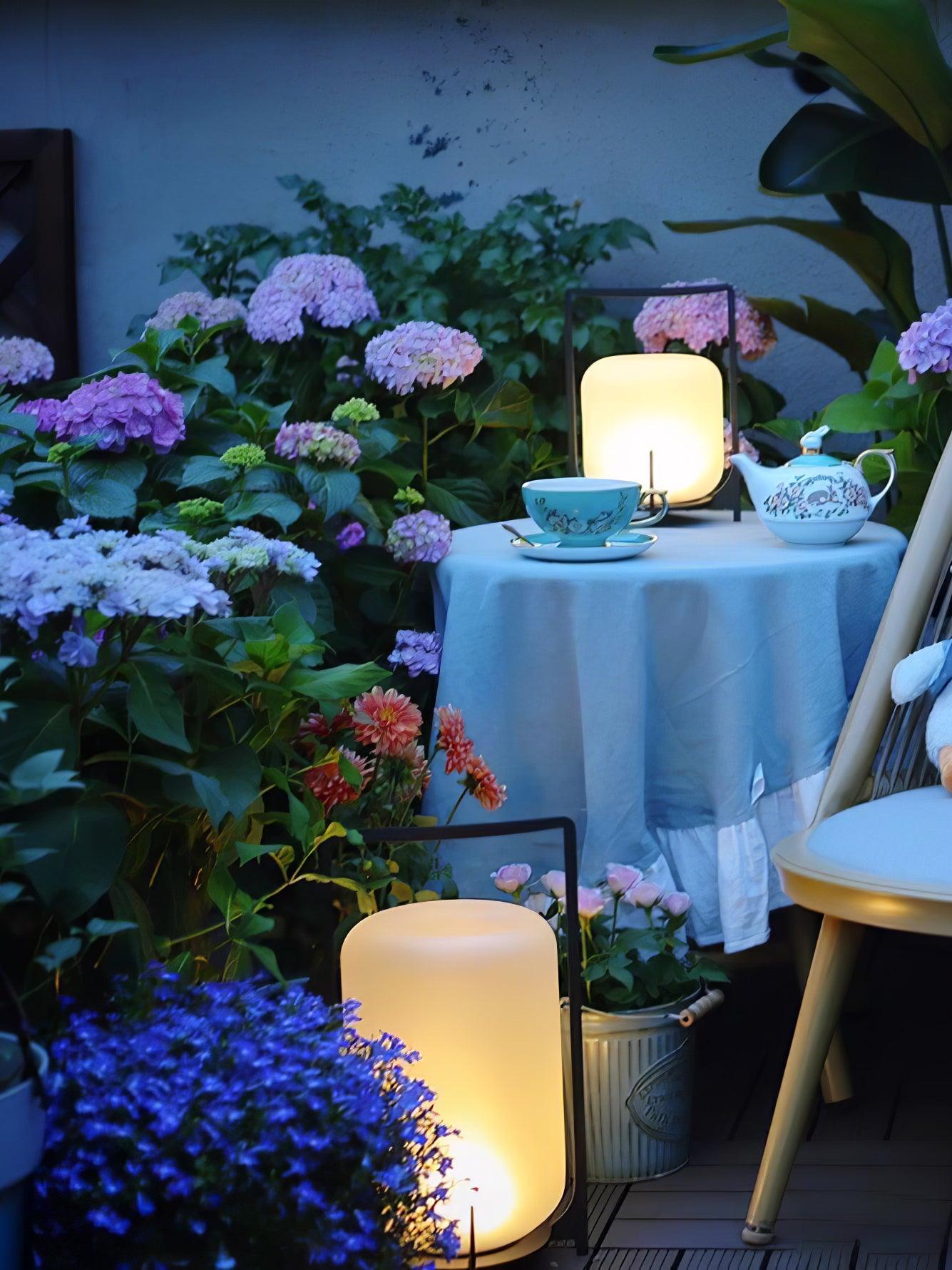 Arcus Minimal Outdoor Lamp