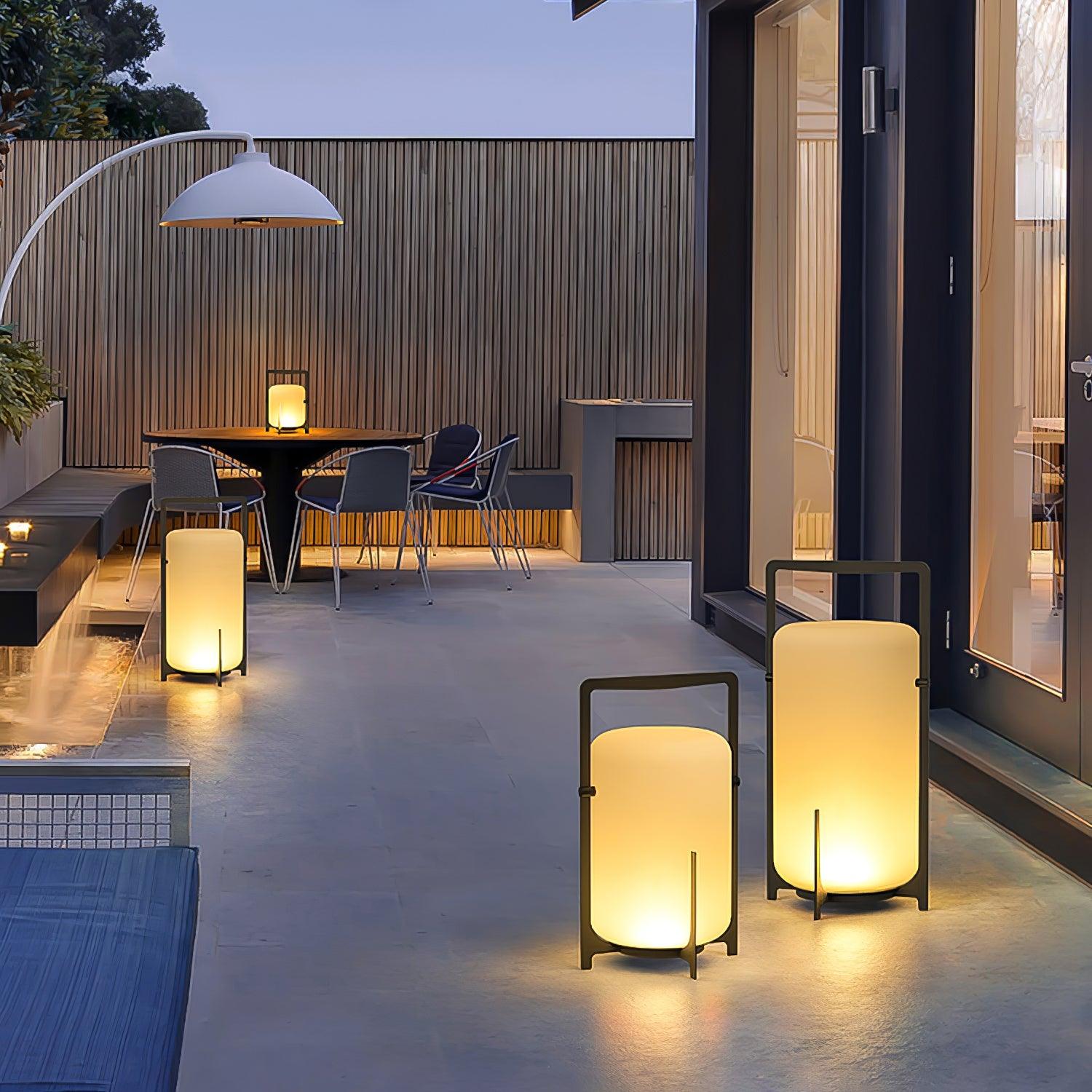 Arcus Minimal Outdoor Lamp