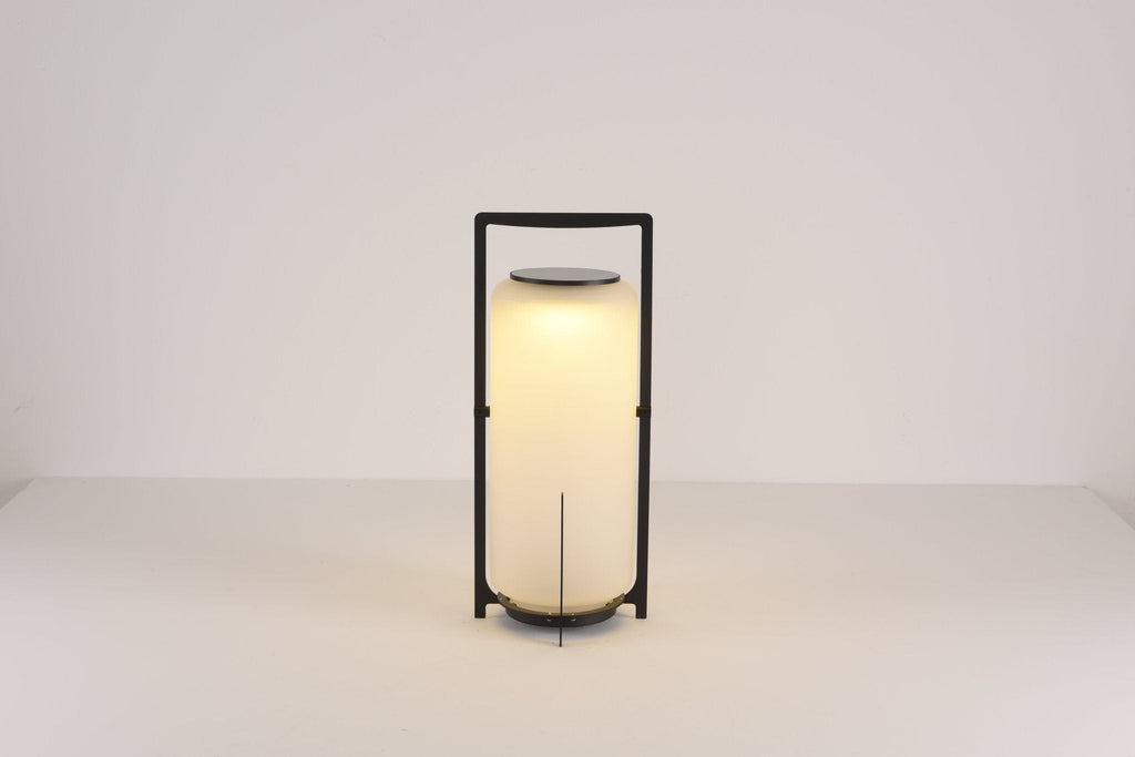 Twilight Sculpted Solar Lantern Lamp