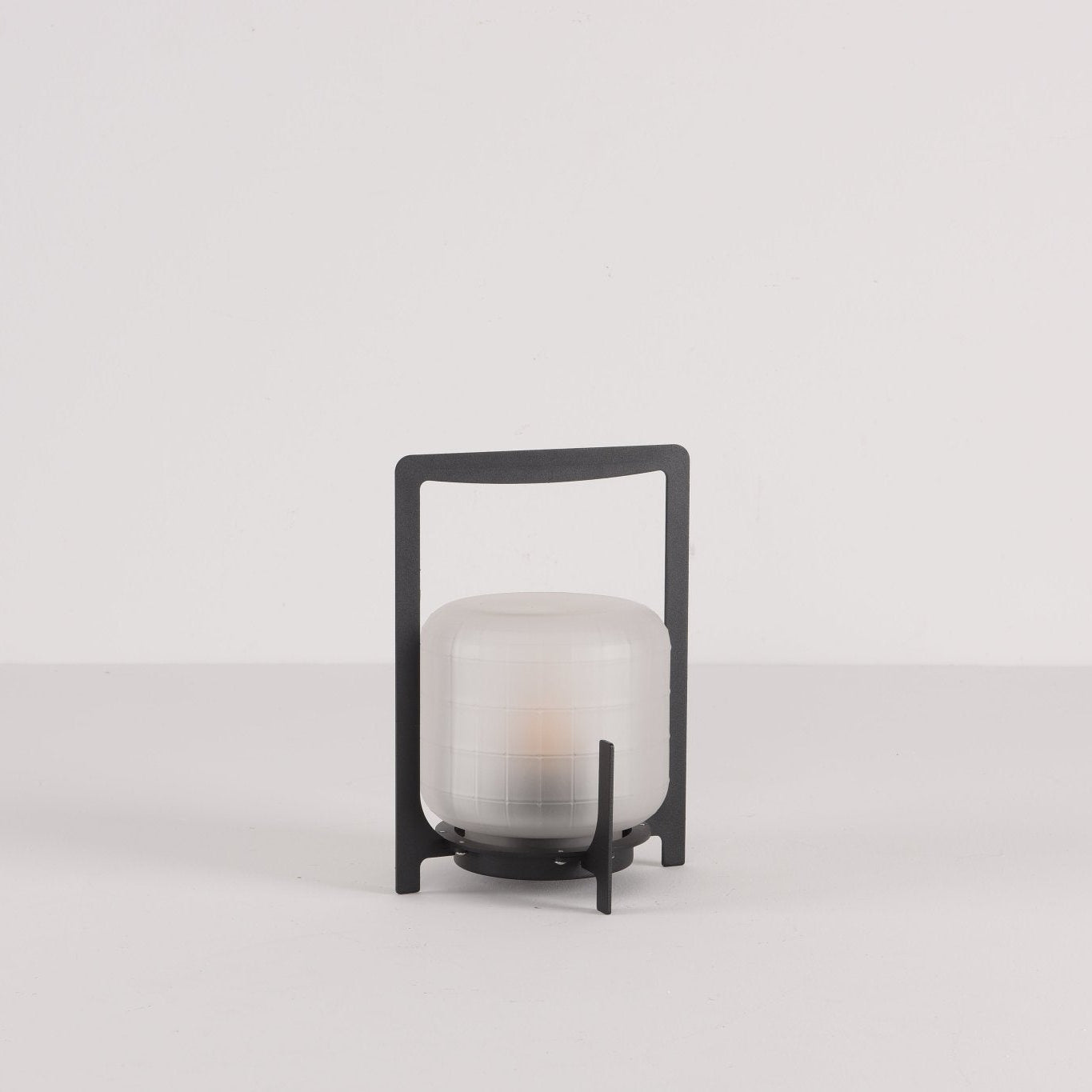 Arcus Minimal Outdoor Lamp