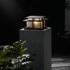 Boilyn Mono Pillar Light