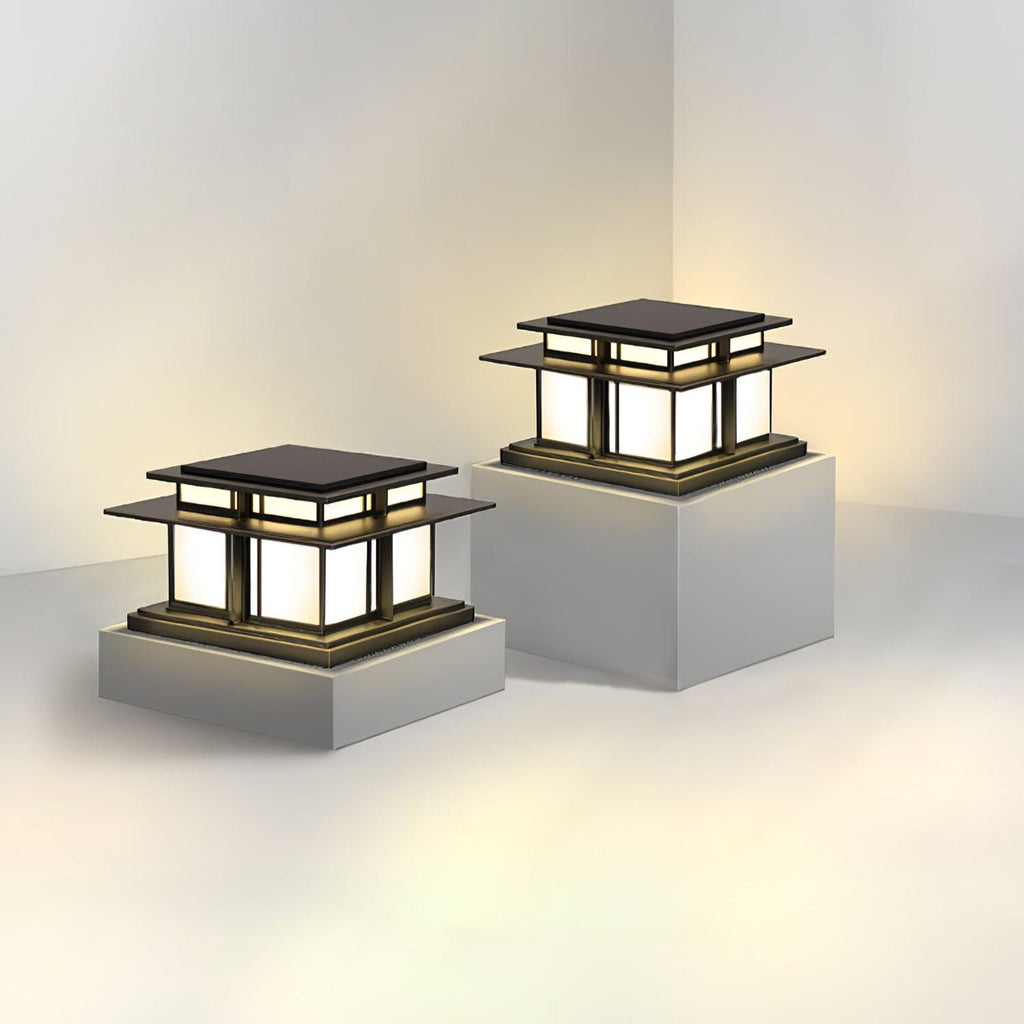 Boilyn Mono Pillar Light