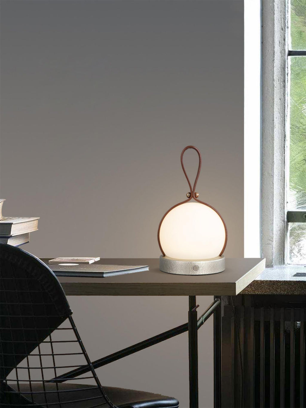 Bola Aura Lantern Table Lamp
