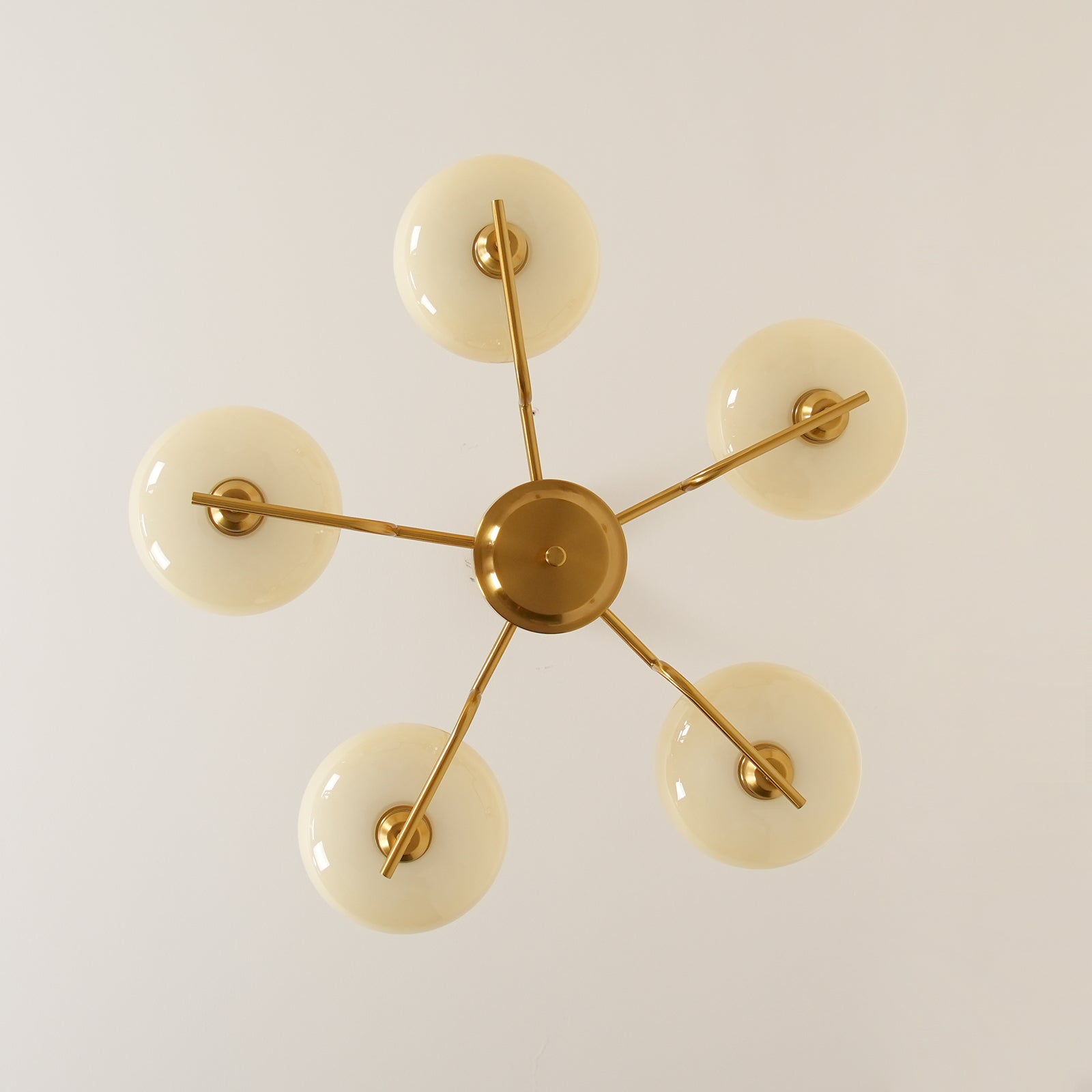 Elegant Bonnie Chandelier
