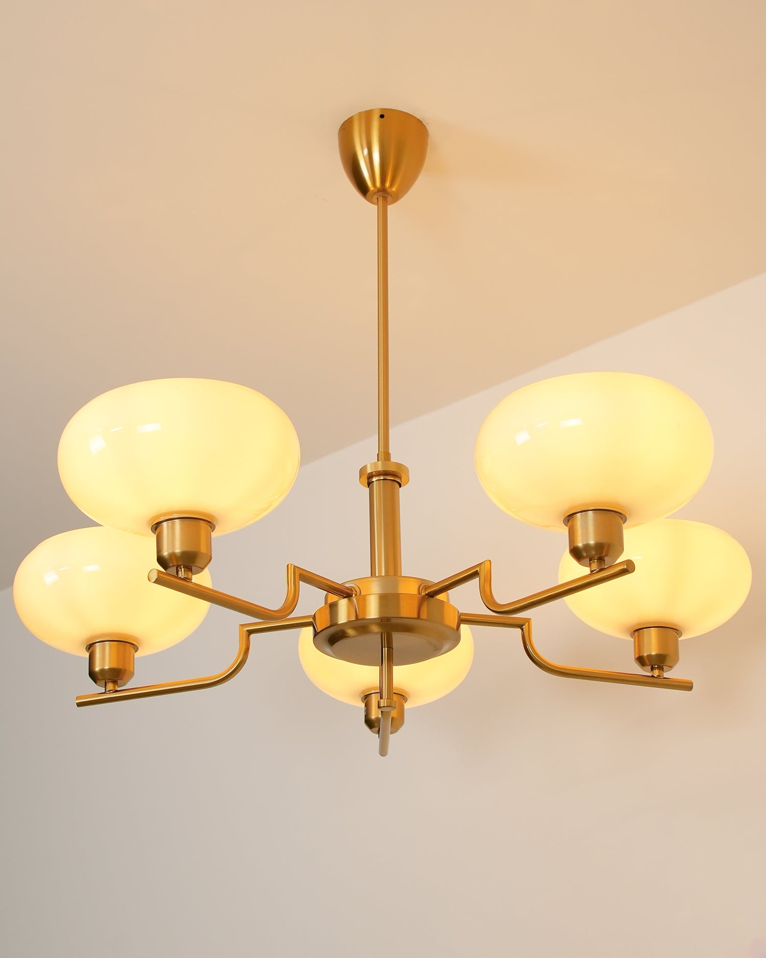 Elegant Bonnie Chandelier