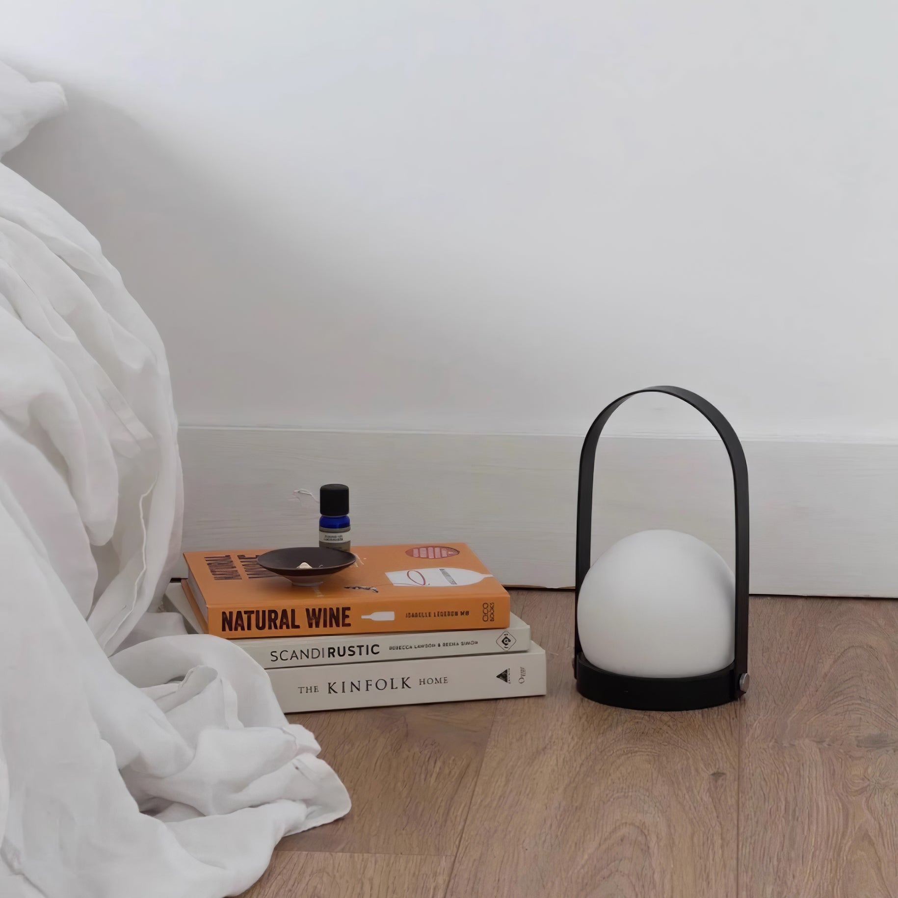 Arc Sculpted Table Lamp