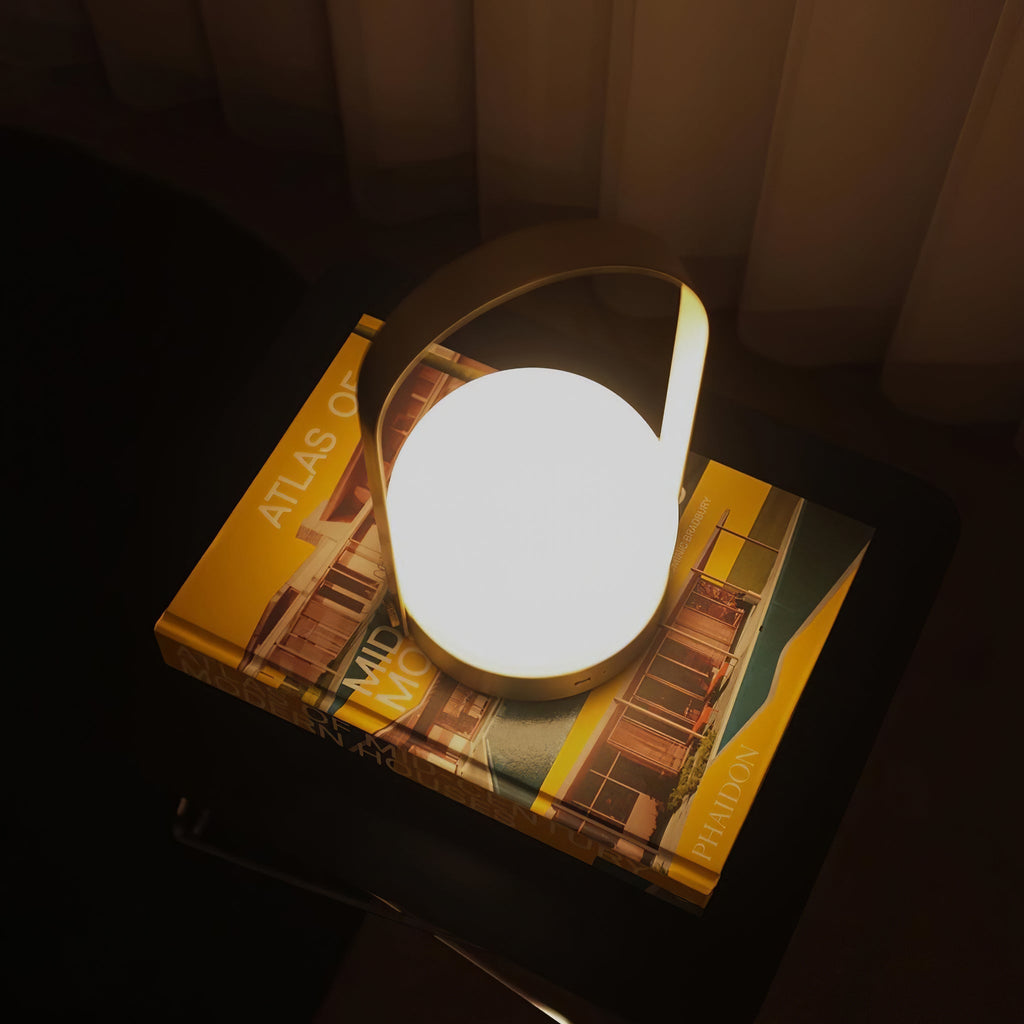 Arc Sculpted Table Lamp