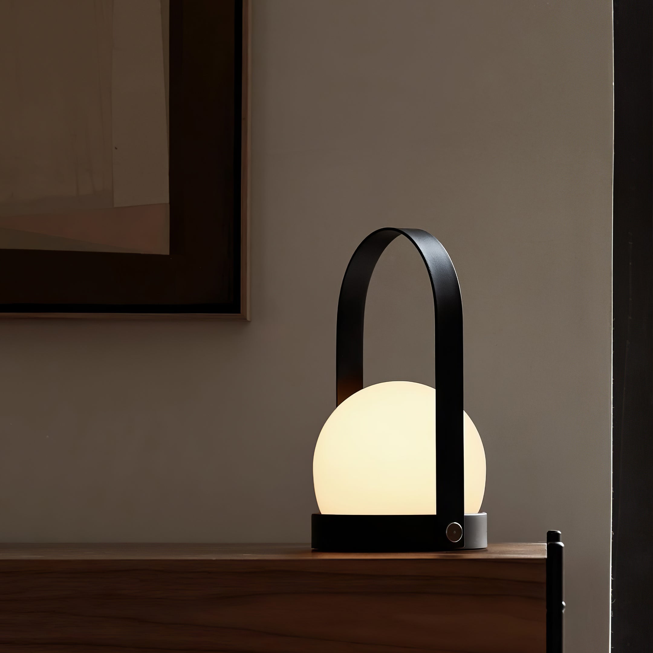 Arc Sculpted Table Lamp