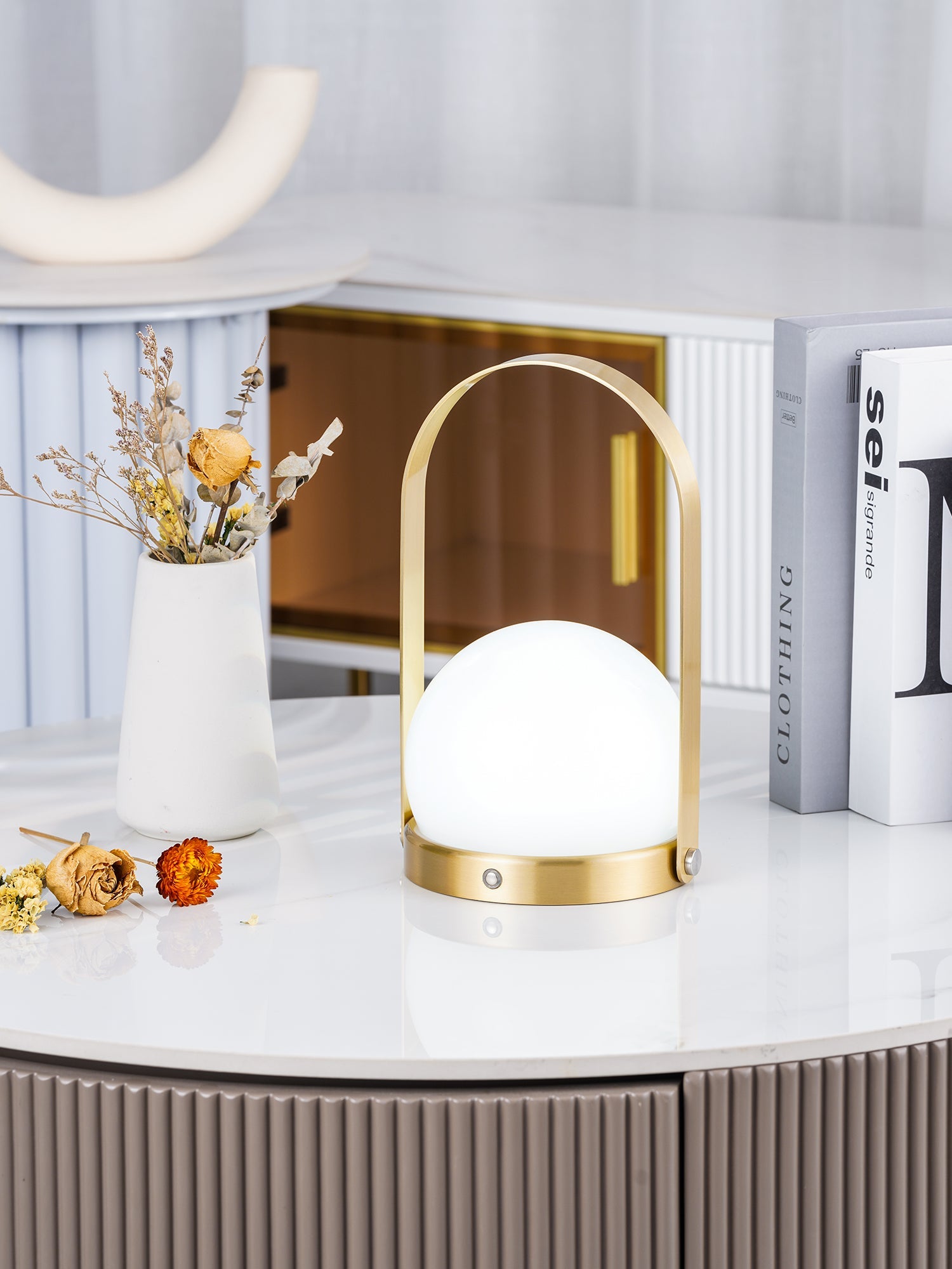 Arc Sculpted Table Lamp