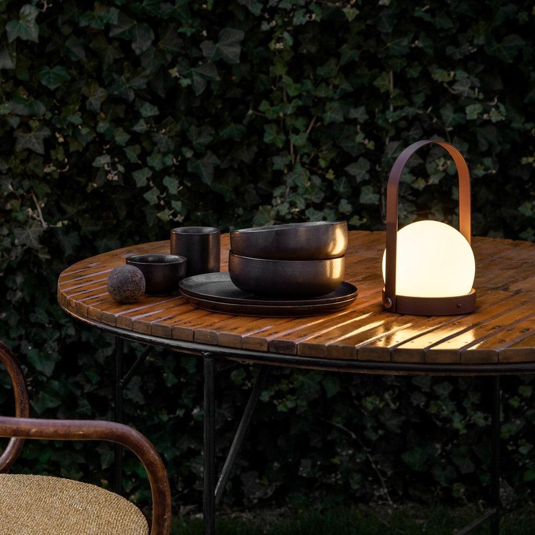 Arc Sculpted Table Lamp