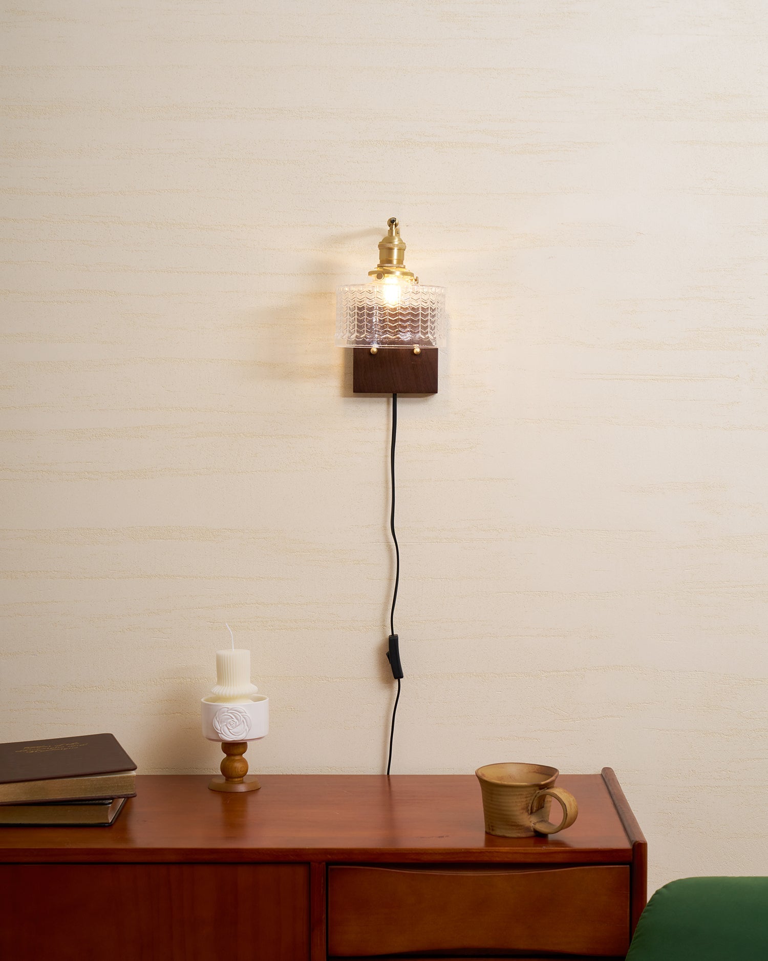 Cavella Plug-In Wall Sconce