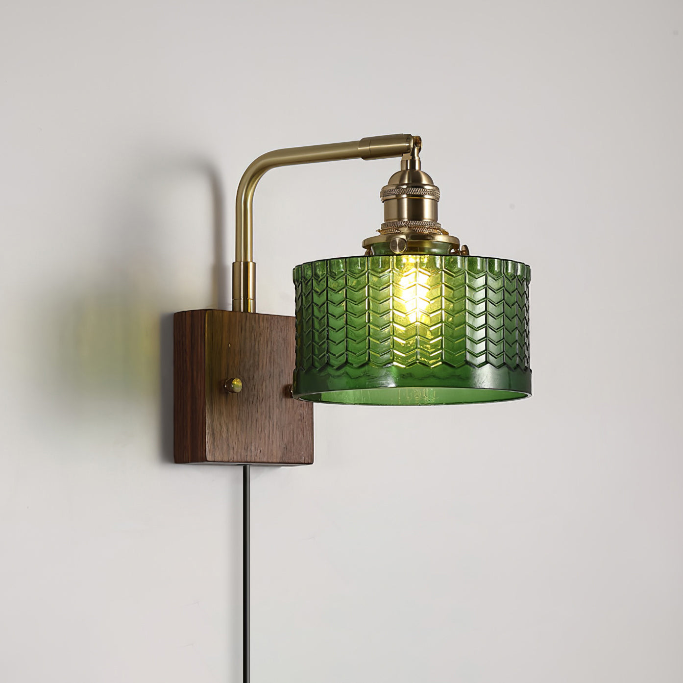 Cavella Plug-In Wall Sconce