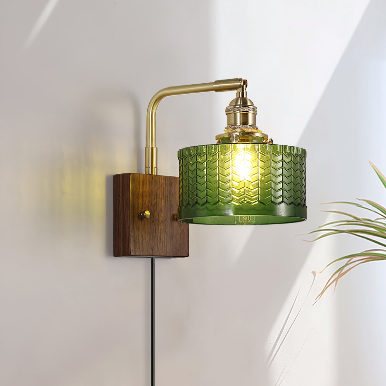 Cavella Plug-In Wall Sconce