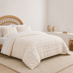 Tufted comforter detail, Ivory