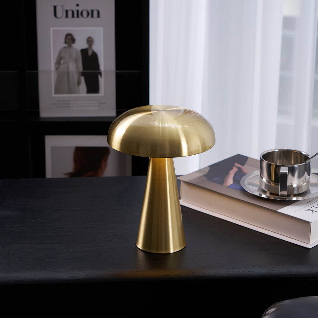 Como Rechargeable Table Lamp