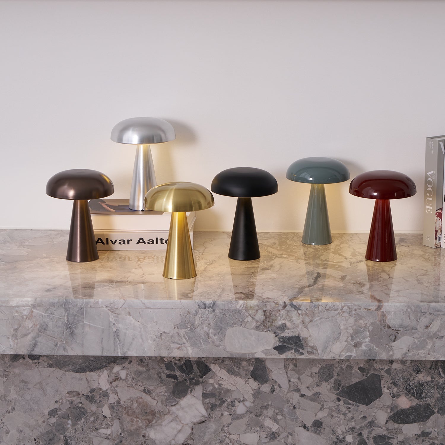 Como Rechargeable Table Lamp