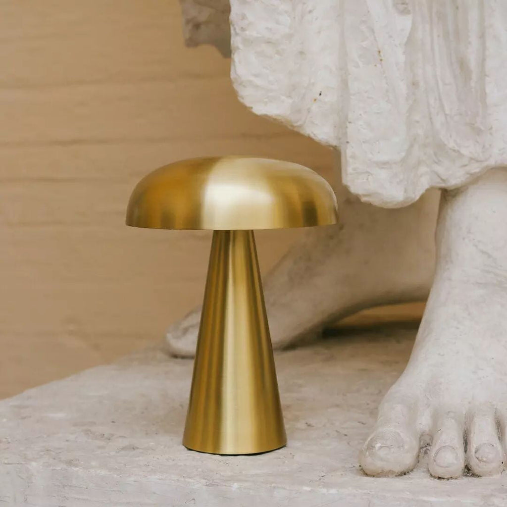 Como Rechargeable Table Lamp