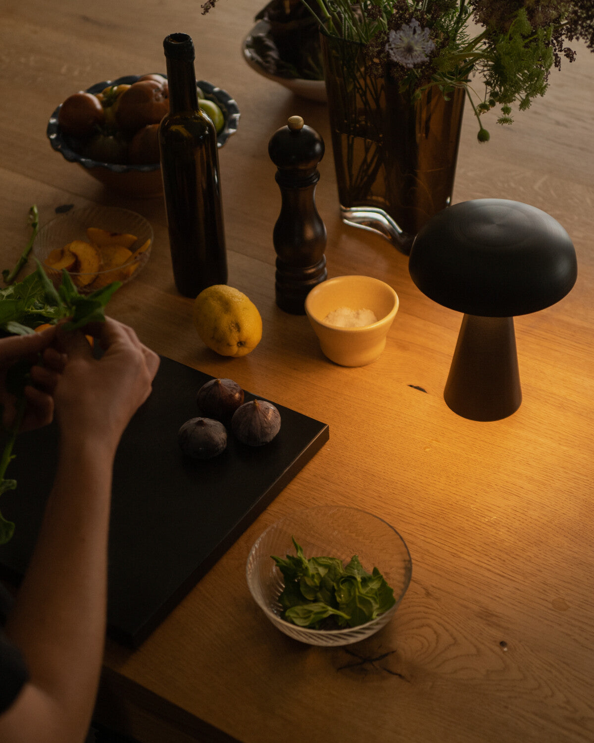 Como Rechargeable Table Lamp