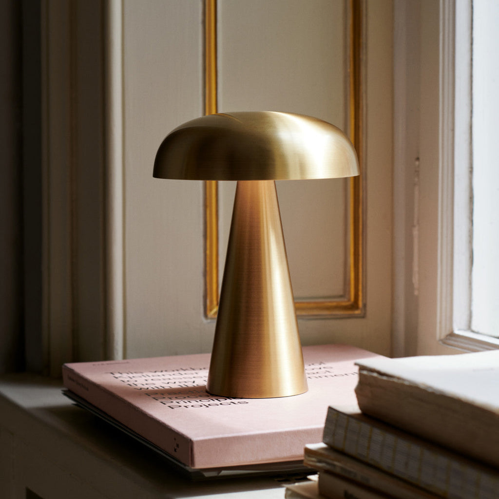 Como Rechargeable Table Lamp