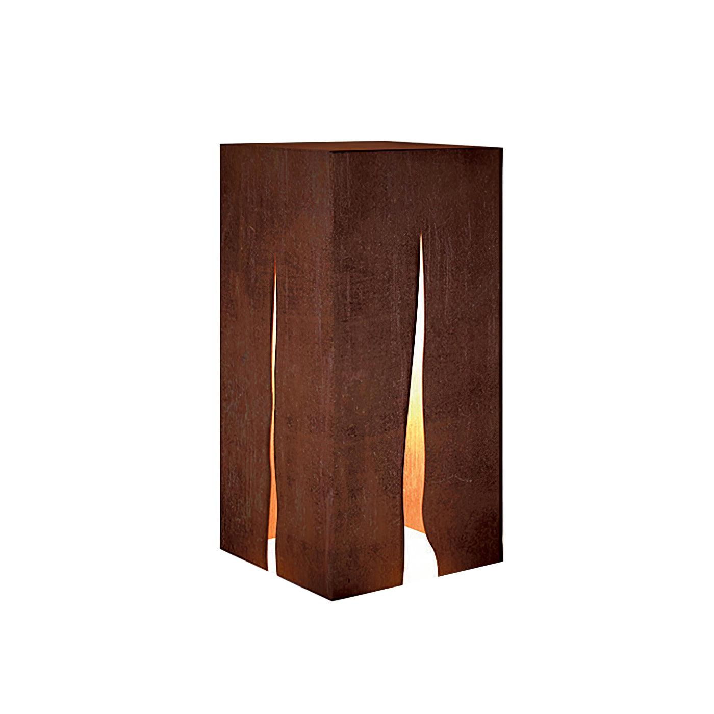 Crack Cube Sculpted Garden Light
