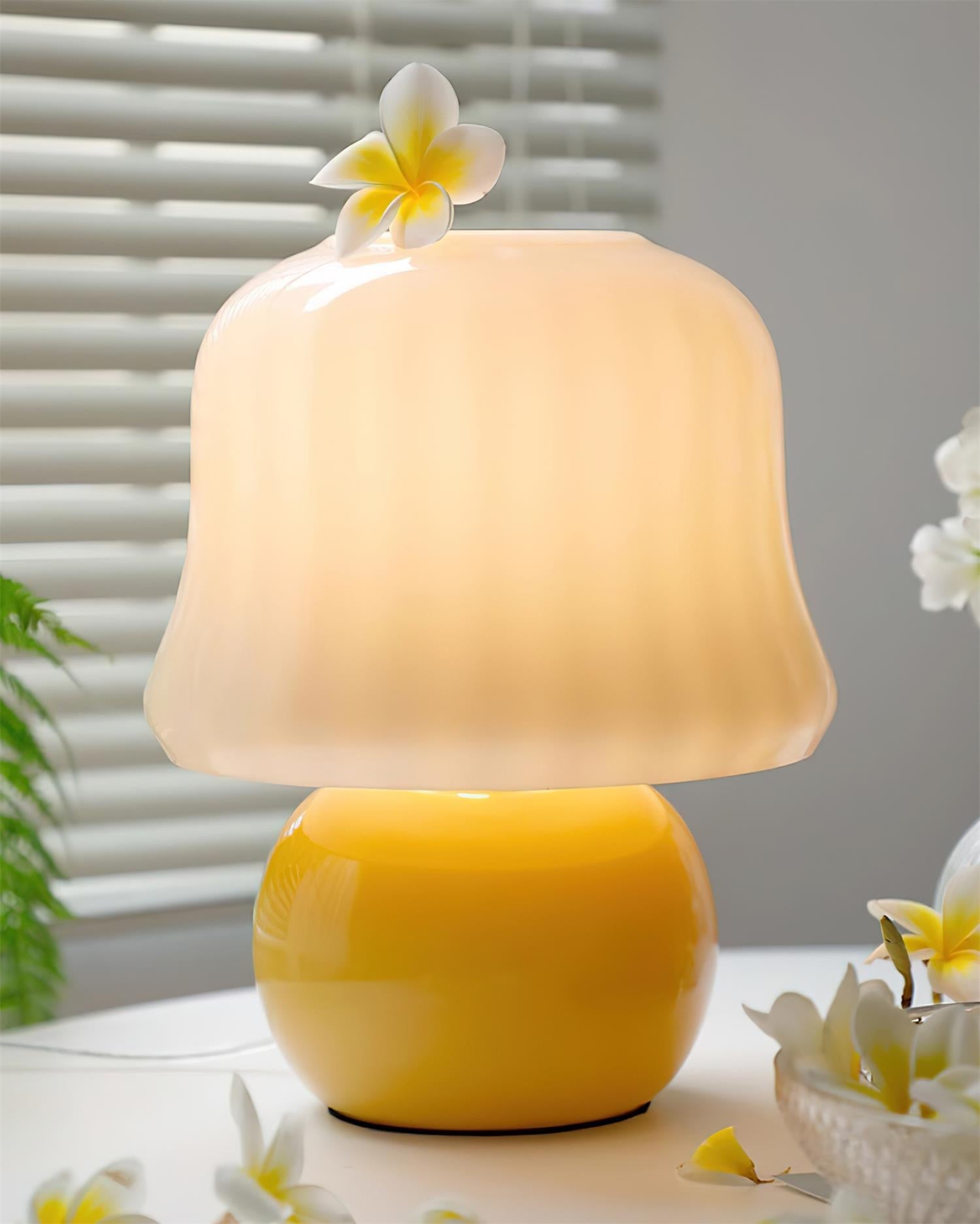 Luxury Cream Mushroom Table Lamp