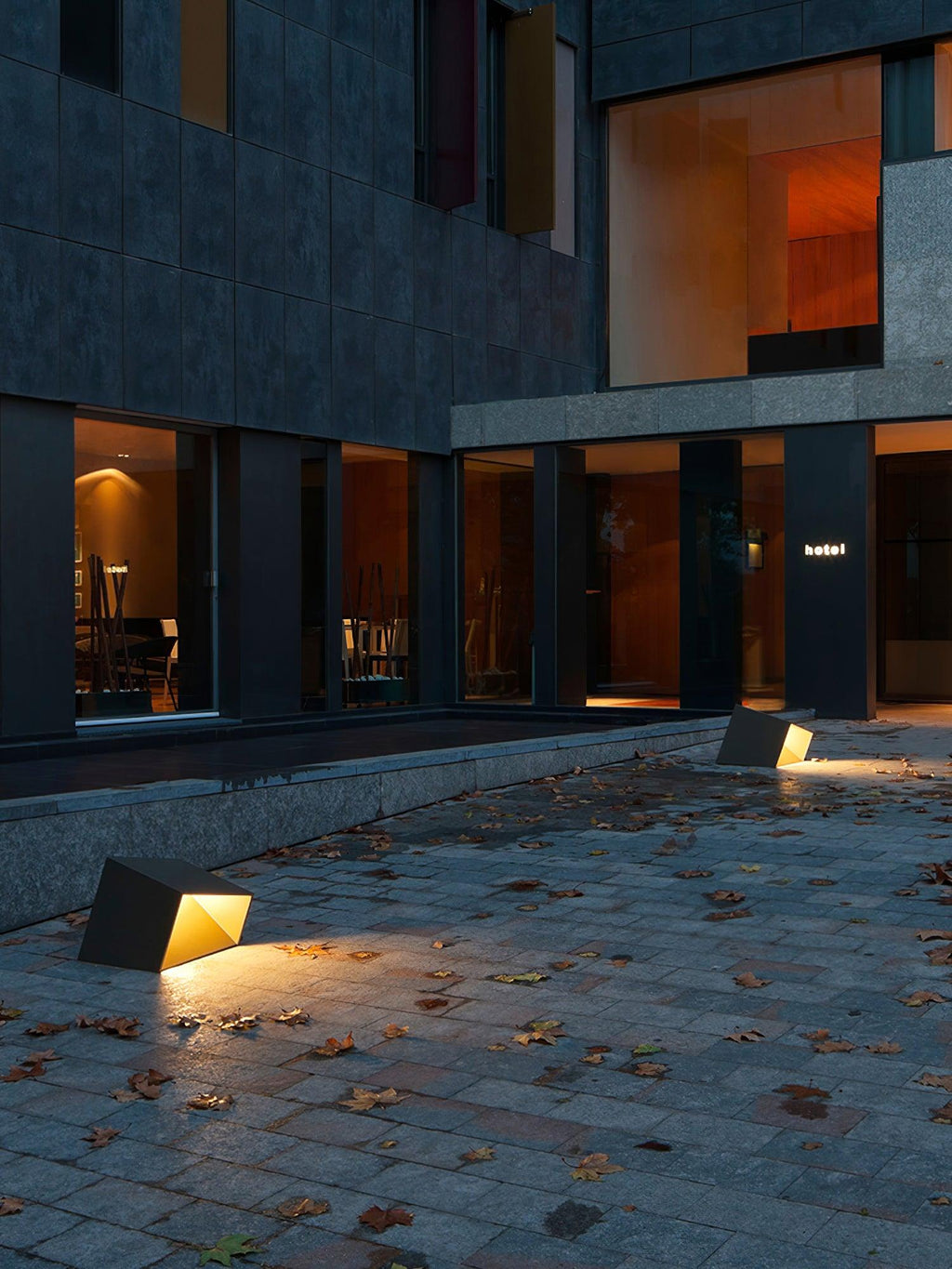Nox Cube Outdoor Light