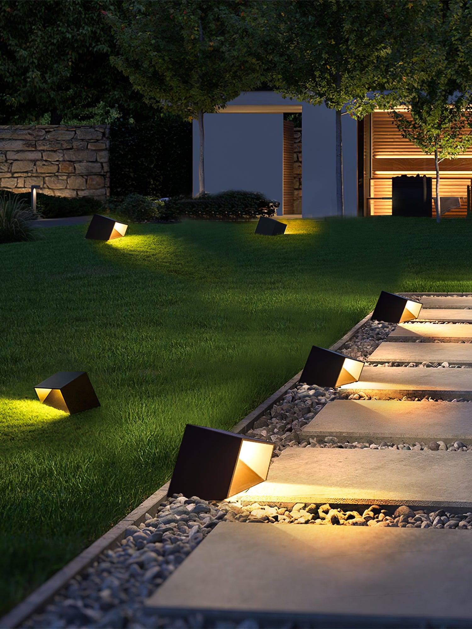 Nox Cube Outdoor Light