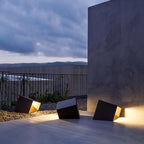 Nox Cube Solar Outdoor Light