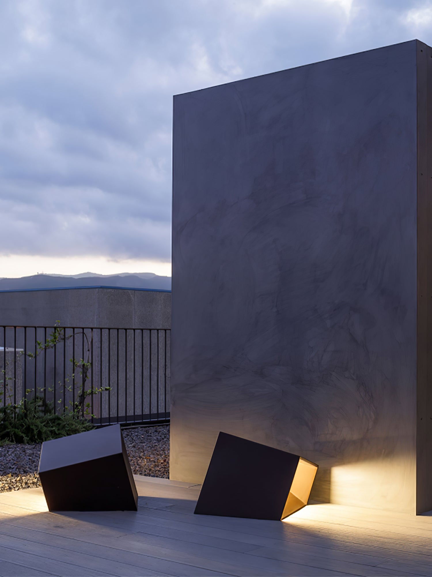 Nox Cube Solar Outdoor Light