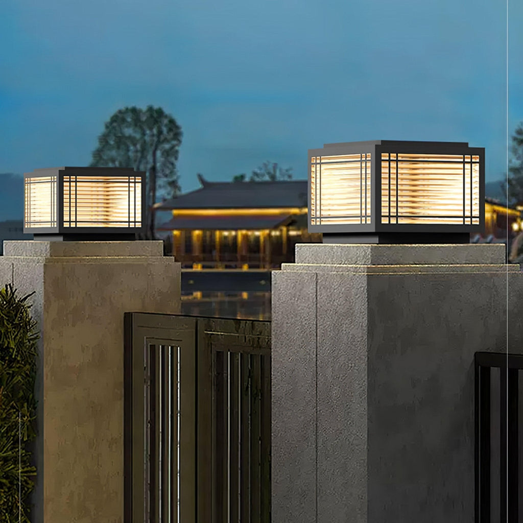 Solis Glass Box Light