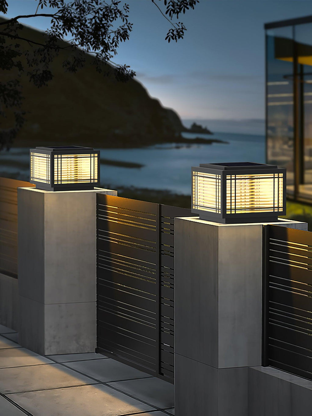 Solis Glass Box Light