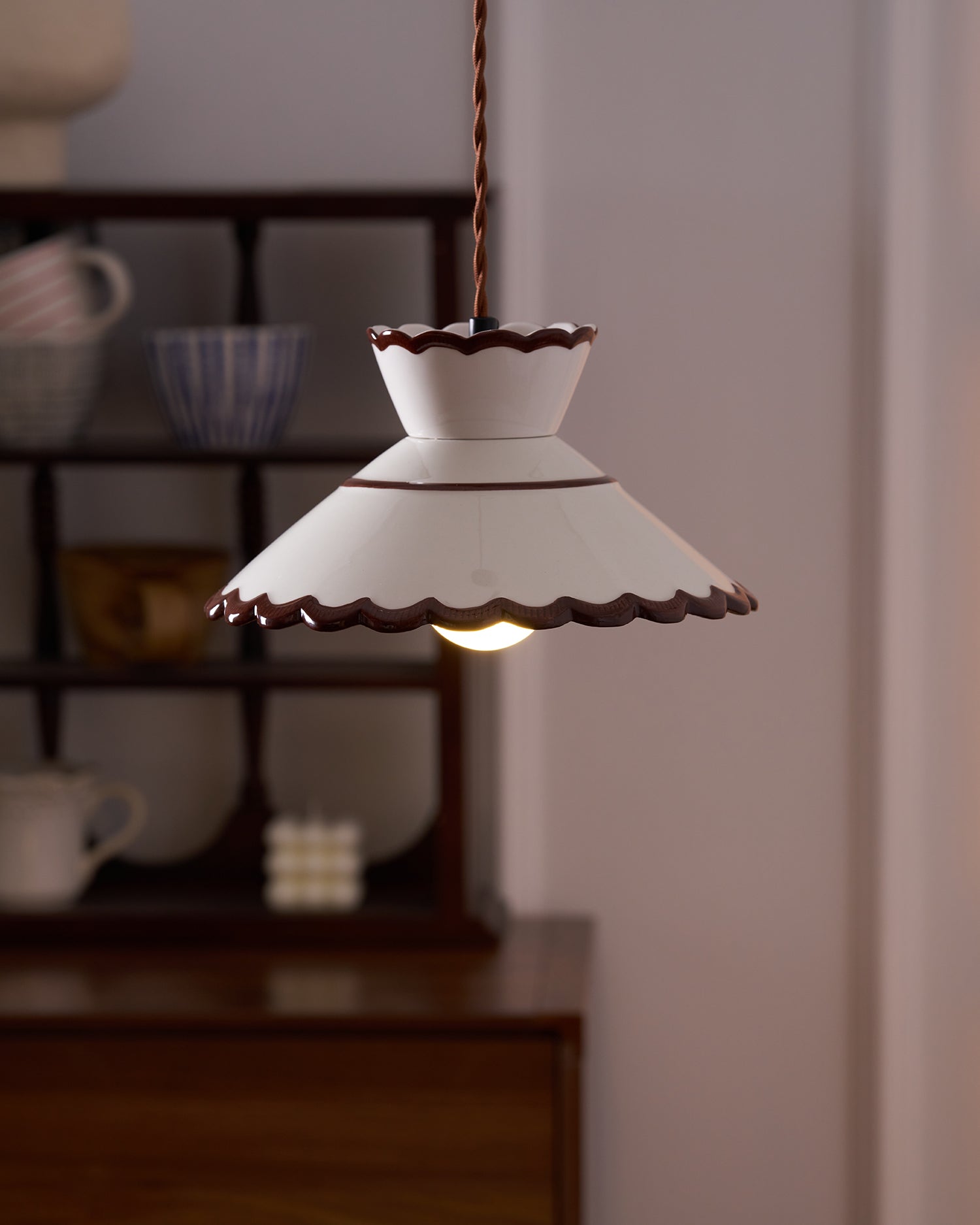 Festonia Ceramic Pendant Light