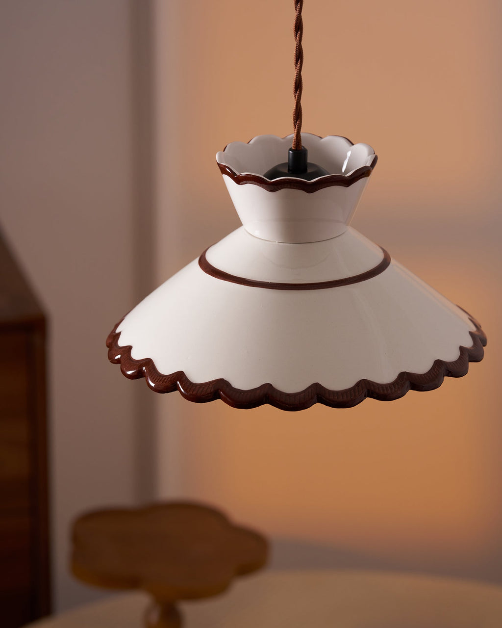 Festonia Ceramic Pendant Light