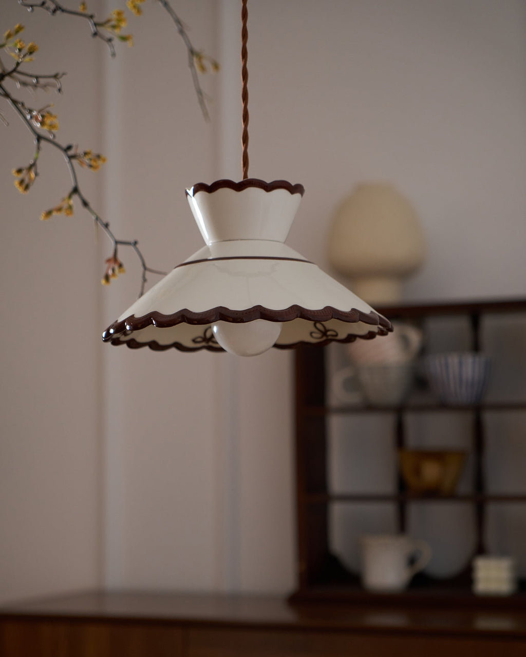 Festonia Ceramic Pendant Light