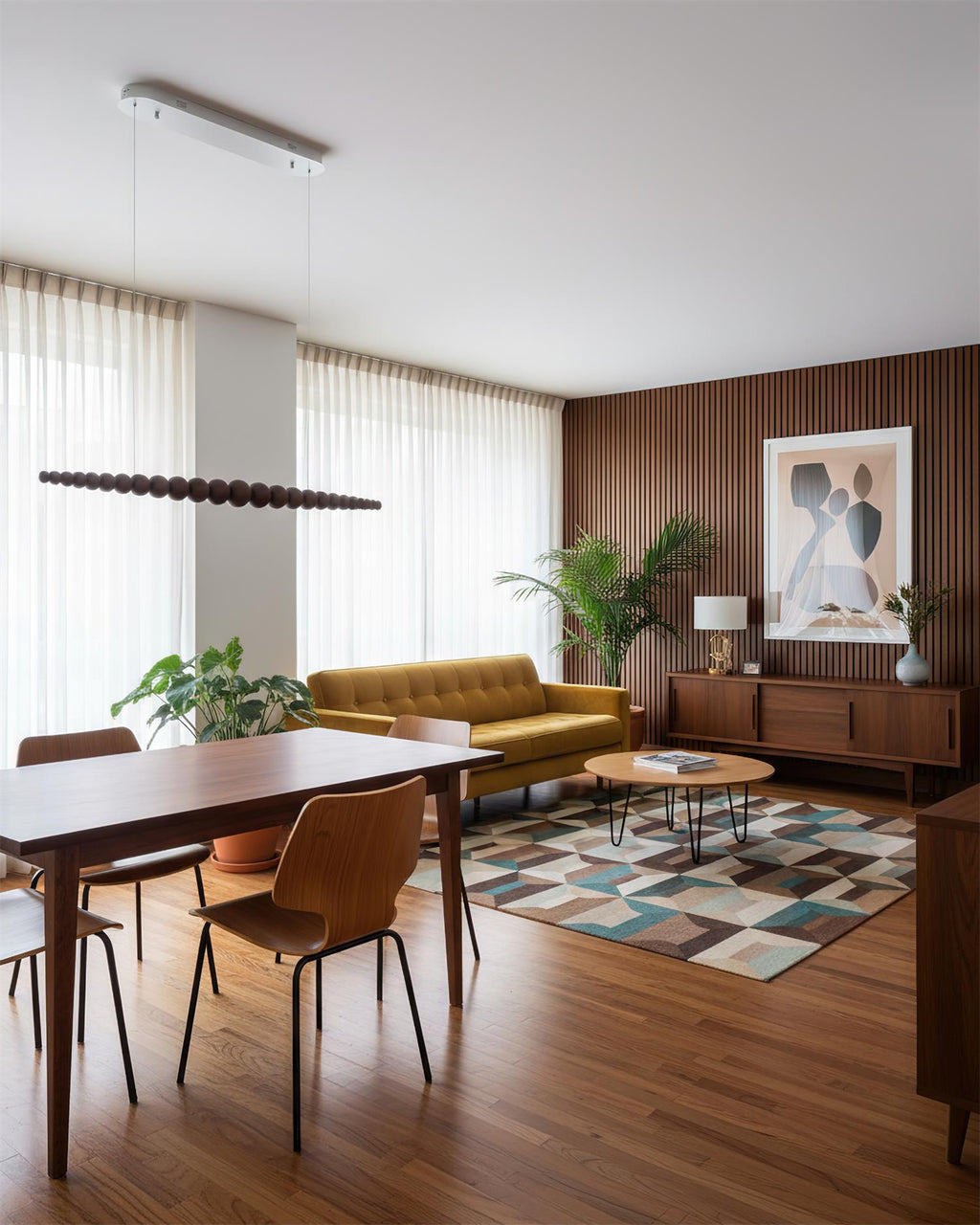 Filamento Sculpted Linear Chandelier