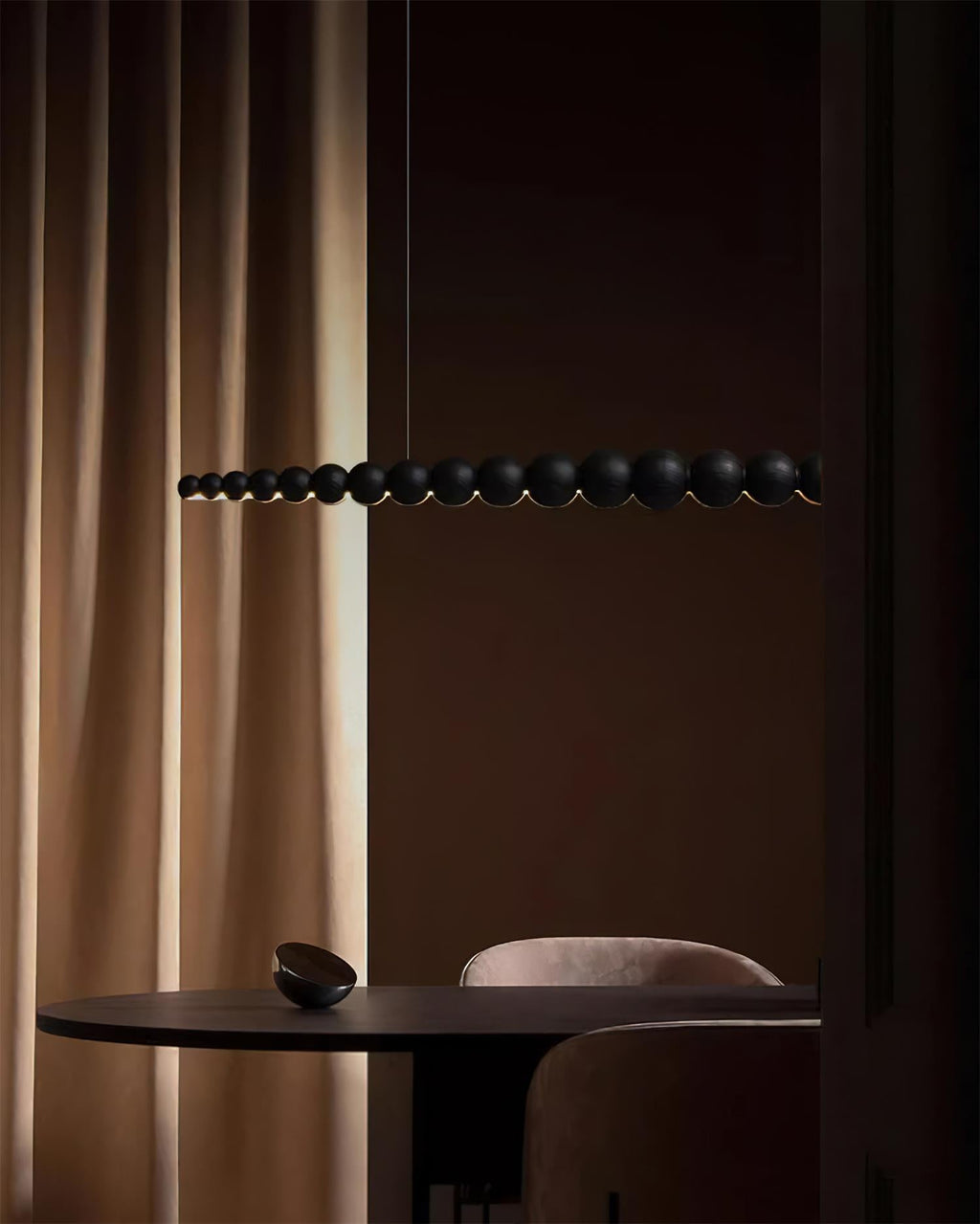 Filamento Sculpted Linear Chandelier
