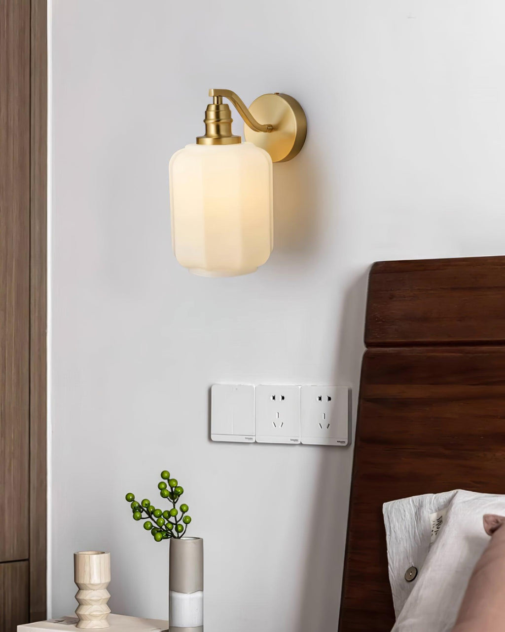 Henry Wall Sconce