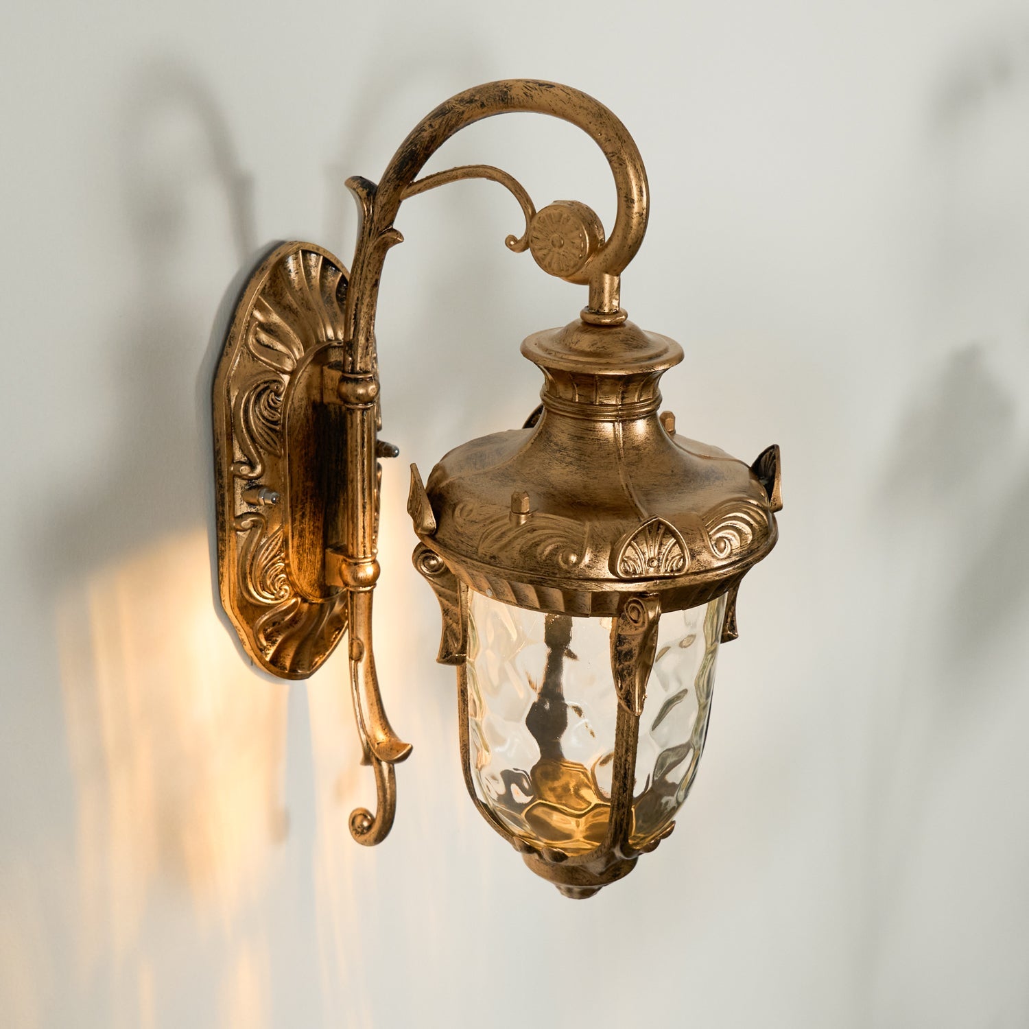 Heritage Corrugated Glass Wall Light