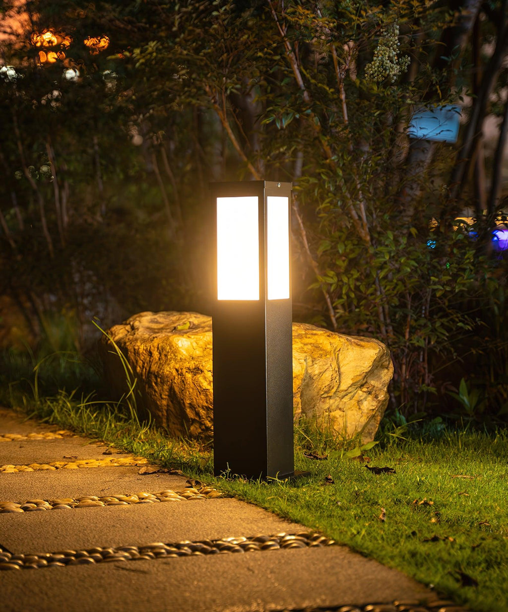 Kuzco Minimal Solar Path Light